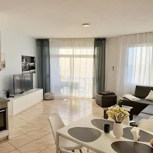 Beachfront Marilyn Durres